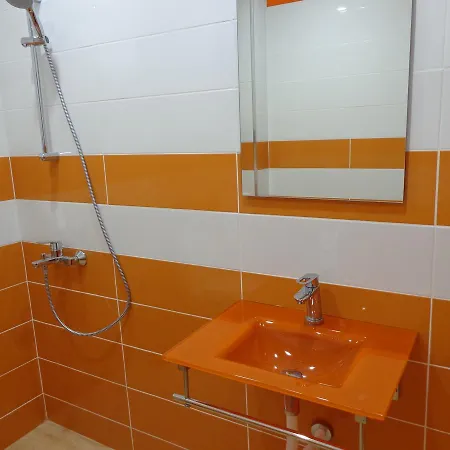 Moni * Veliko Tarnovo